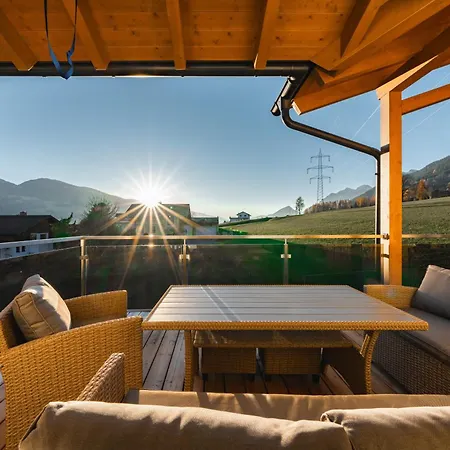 Amade By Alpenidyll Apartament